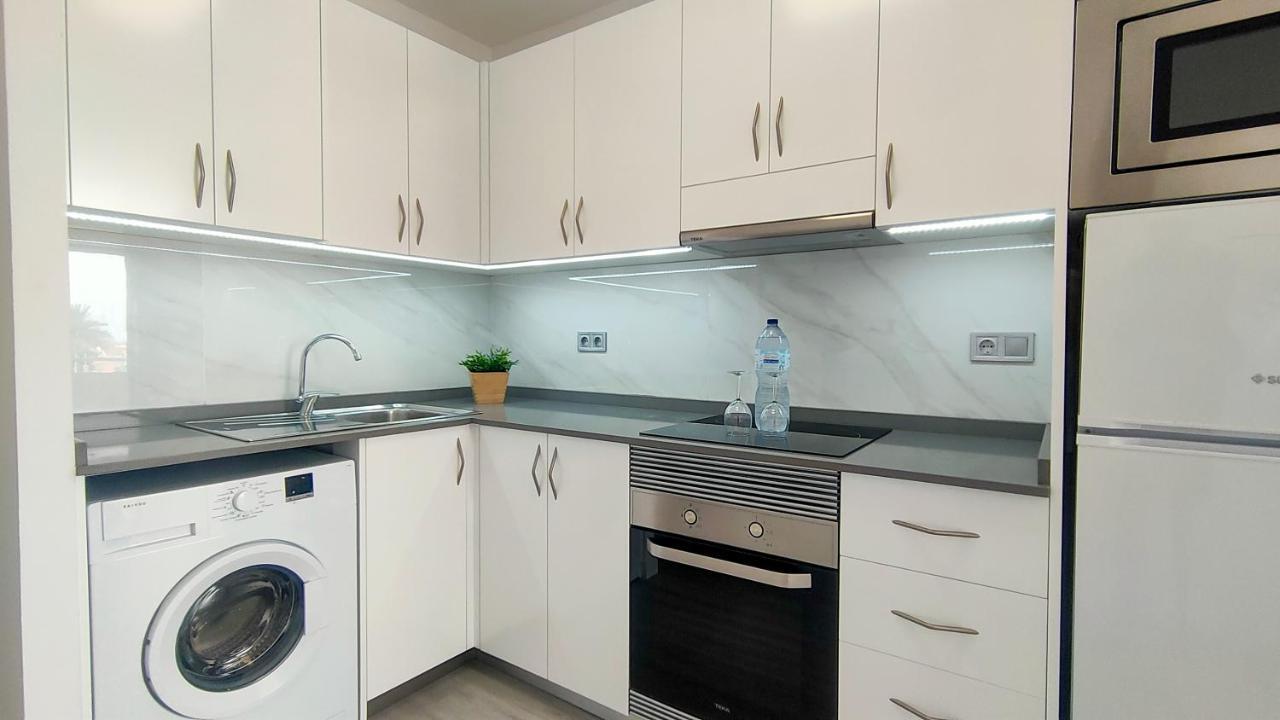 Canarian Holiday Home - Yumbo Luxury Apartment Maspalomas  Exterior photo